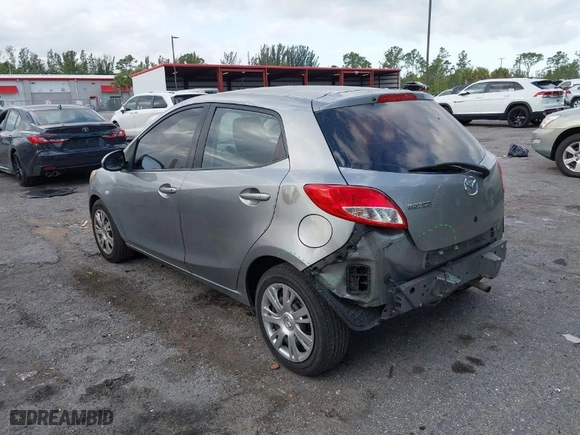 2014 Mazda Mazda2 Sport with VIN JM1DE1KY9E0181912, listed as a IAAI auction lot 41899435 with 75,372 mi miles. Bid and sale history available at carsss.com. Image 3.