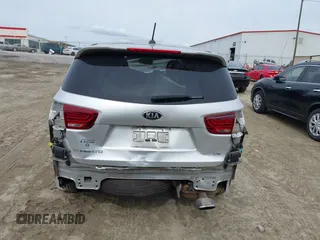 2019 Kia Sorento LX V6 with VIN 5XYPG4A5XKG489337, listed as a IAAI auction lot 41848949 with 101,510 mi miles. Bid and sale history available at carsss.com. Image 6.