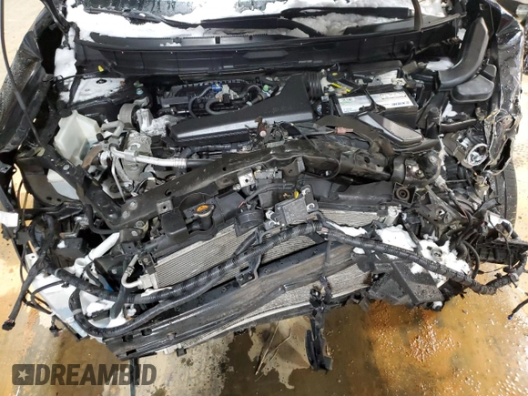 2017 Nissan Rogue SL z VIN 5N1AT2MV9HC798355, wystawiony jako Copart lot #46107415 z przebiegiem 101 683 mil mil oraz Szkoda całkowita • Salvage title. Historia ofert i sprzedaży dostępna na DreamBid. Obrazek 13.