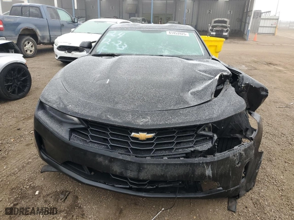 2024 Chevrolet Camaro 2LT with VIN 1G1FD1RS5R0117099, listed as a Copart auction lot 41453925 with 17,146 mi miles and Salvage Title. Bid and sale history available at carsss.com. Image 5.