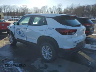 2022 Chevrolet TrailBlazer LS with VIN KL79MNSL3NB015438, listed as a Copart auction lot 44710355 with 38,187 mi miles and Salvage Title. Bid and sale history available at carsss.com. Image 2.