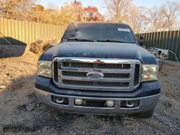 2006 Ford Super Duty F-350 DRW XL with VIN 1FTWW33P66EC47313, listed as a Copart auction lot 82997194 with 271,356 mi miles and Salvage Title. Bid and sale history available at carsss.com. Image 5.