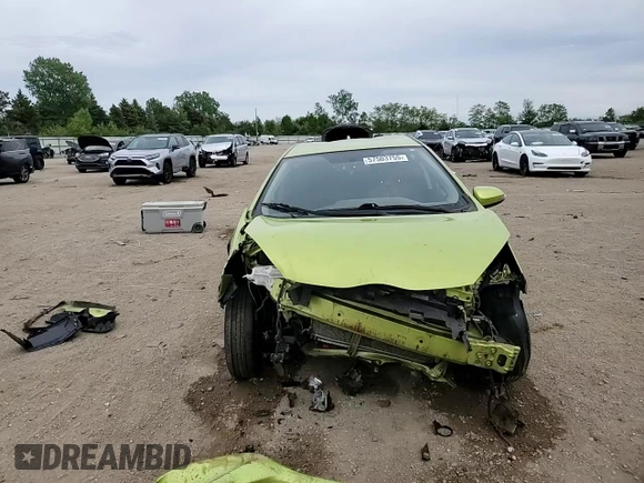 2015 Toyota Prius One z VIN JTDKDTB32F1103011, wystawiony jako Copart lot #57503755 z przebiegiem Nie podano mil oraz Szkoda całkowita • Salvage title. Historia ofert i sprzedaży dostępna na DreamBid. Obrazek 14.