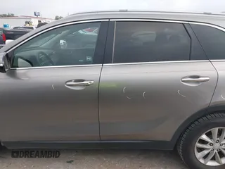 2016 Kia Sorento LX with VIN 5XYPG4A37GG020227, listed as a IAAI auction lot 41922573 with 265,155 mi miles. Bid and sale history available at carsss.com. Image 14.
