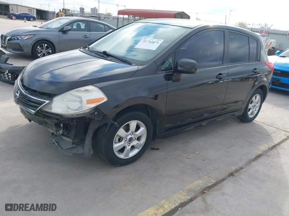 2011 Nissan Versa 1.8 S with VIN 3N1BC1CPXBL373263, listed as a IAAI auction lot 41765476 with 187,281 mi miles. Bid and sale history available at carsss.com. Image 18.