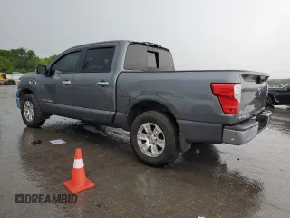 2017 Nissan Titan SV z VIN 1N6AA1EJ1HN572201, wystawiony jako Copart lot #54066705 z przebiegiem Nie podano mil oraz Czysty tytuł • Clean title. Historia ofert i sprzedaży dostępna na DreamBid. Obrazek 2.