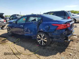 2017 Nissan Maxima SV with VIN 1N4AA6AP5HC370327, listed as a Copart auction lot 58392405 with Not provided miles and Salvage title. Bid and sale history available at DreamBid. Image 2.