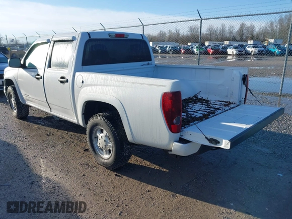2005 Chevrolet Colorado 1SF LS Z71 with VIN 1GCDT136858110284, listed as a IAAI auction lot 41850640 with 86,501 mi miles. Bid and sale history available at carsss.com. Image 3.