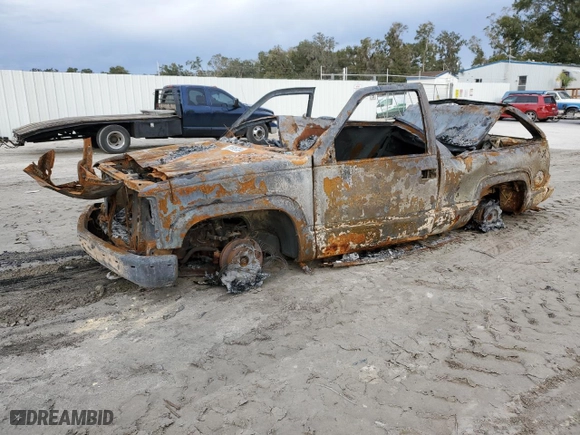 1999 Chevrolet Tahoe with VIN 3GNEK18R0XG112934, listed as a Copart auction lot 86695704 with 0 mi miles and Non Repairable. Bid and sale history available at carsss.com. Image 1.