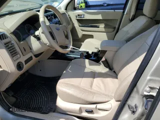 2012 Ford Escape Limited с VIN 1FMCU9EG1CKC74274, выставлен на аукционе Copart как лот 53585165 с пробегом 127 564 миль миль и На запчасти • Non repairable. История ставок и продаж доступна на DreamBid. Изображение 7.