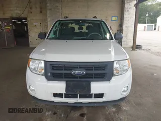 2009 Ford Escape Hybrid with VIN 1FMCU59399KC34999, listed as a IAAI auction lot 42515815 with 201,130 mi miles and . Bid and sale history available at DreamBid. Image 12.