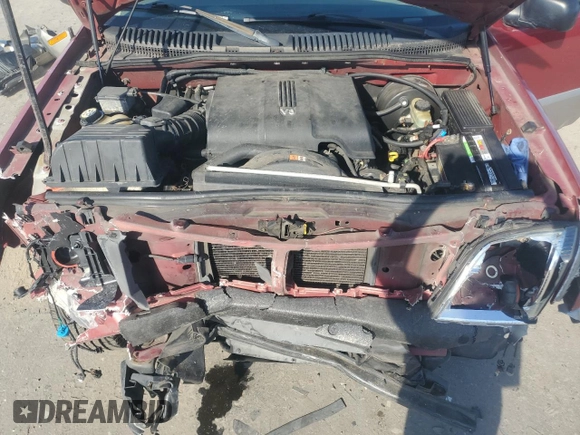 2002 Mercury Mountaineer with VIN 4M2DU86W92UJ26086, listed as a Copart auction lot 46893515 with 177,330 mi miles and Salvage title. Bid and sale history available at DreamBid. Image 13.