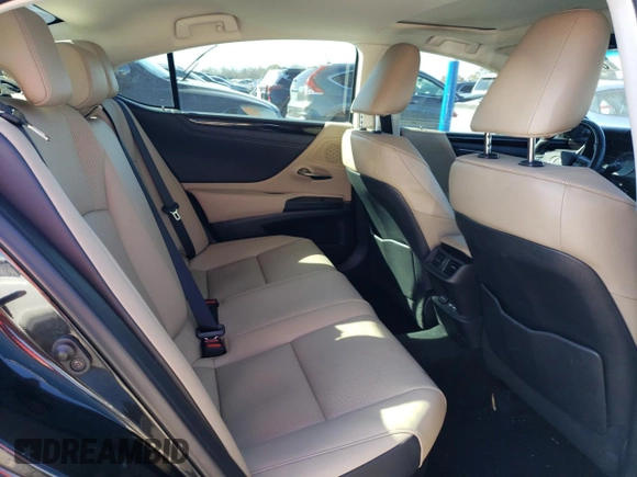 2021 Lexus ES with VIN 58ADA1C16MU012889, listed as a Copart auction lot 81812384 with 57,746 mi miles and Clean Title. Bid and sale history available at carsss.com. Image 11.