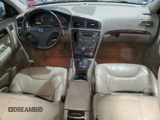2008 Volvo S60 2.5T with VIN YV1RH592782677901, listed as a Copart auction lot 45883885 with 166,324 mi miles and Salvage Title. Bid and sale history available at carsss.com. Image 8.