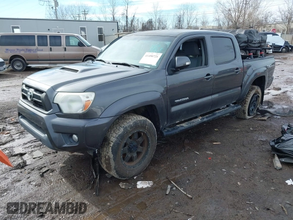 2014 Toyota Tacoma with VIN 3TMLU4EN0EM148389, listed as a IAAI auction lot 41490721 with 119,731 mi miles. Bid and sale history available at carsss.com. Image 2.