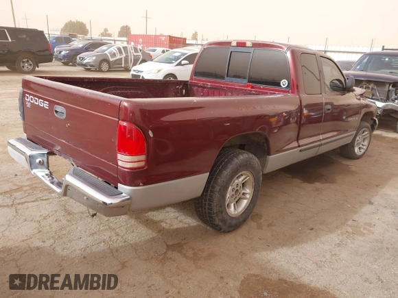 2000 Dodge Dakota with VIN 1B7GL22X2YS642070, listed as a IAAI auction lot 41348320 with 1 mi miles. Bid and sale history available at carsss.com. Image 4.
