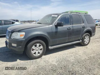 2009 Ford Explorer XLT z VIN 1FMEU63E79UA43921, wystawiony jako Copart lot #53100125 z przebiegiem 251 817 mil mil oraz Tytuł czysty. Historia ofert i sprzedaży dostępna na DreamBid. Obrazek 1.