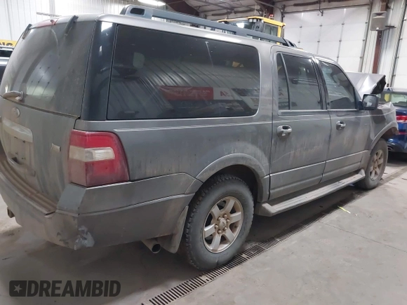 2010 Ford Expedition Max SSV z VIN 1FMJK1G51AEB20993, wystawiony jako IAAI lot #41893454 z przebiegiem 218 590 mil mil oraz . Historia ofert i sprzedaży dostępna na DreamBid. Obrazek 4.