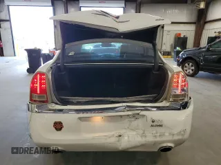 2011 Chrysler 300 Limited with VIN 2C3CA5CG2BH595839, listed as a Copart auction lot 74777624 with 184,642 mi miles and Non Repairable. Bid and sale history available at carsss.com. Image 6.