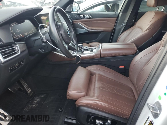 2020 BMW X5 M50i with VIN 5UXJU4C02LLE45422, listed as a Copart auction lot 44119775 with 60,241 mi miles and Salvage Title. Bid and sale history available at DreamBid. Image 7.