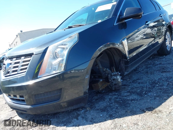 2015 Cadillac SRX Luxury Collection with VIN 3GYFNBE36FS537297, listed as a IAAI auction lot 41733421 with 147,336 mi miles. Bid and sale history available at carsss.com. Image 6.