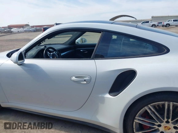 2016 Porsche 911 Turbo with VIN WP0AD2A97GS166077, listed as a IAAI auction lot 41568972 with 26,064 mi miles. Bid and sale history available at carsss.com. Image 15.