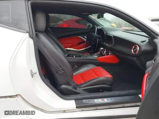 2016 Chevrolet Camaro 2SS with VIN 1G1FH1R72G0168198, listed as a IAAI auction lot 41784155 with 84,146 mi miles. Bid and sale history available at carsss.com. Image 5.