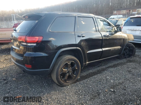 2019 Jeep Grand Cherokee Upland with VIN 1C4RJFAG2KC596023, listed as a Copart auction lot 82231794 with 0 mi miles and Salvage Title. Bid and sale history available at carsss.com. Image 3.