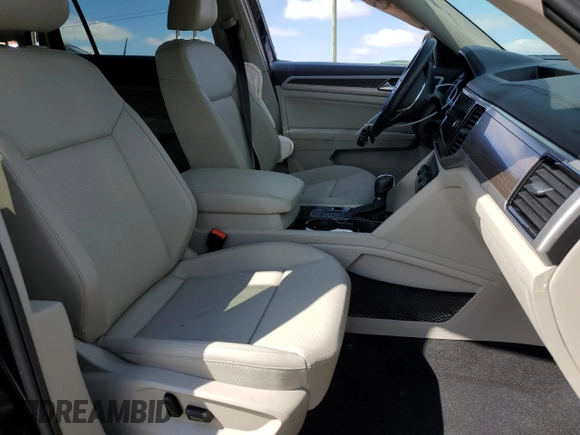 2019 Volkswagen Atlas SEL with VIN 1V2ER2CA3KC555133, listed as a Copart auction lot 47826625 with 86,182 mi miles and Salvage title. Bid and sale history available at DreamBid. Image 7.
