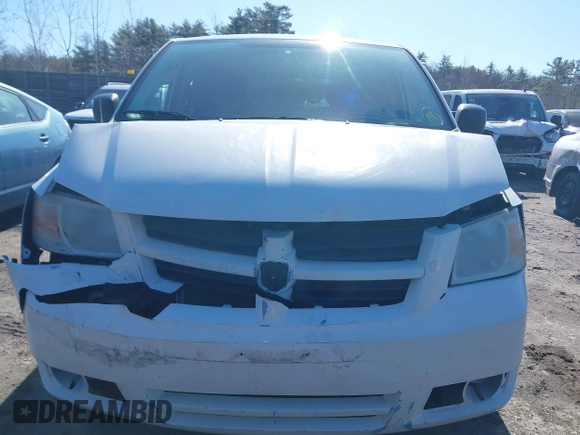 2008 Dodge Grand Caravan Cargo with VIN 1D4HN11H98B186641, listed as a IAAI auction lot 41923128 with 109,893 mi miles. Bid and sale history available at carsss.com. Image 6.