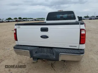 2015 Ford F-250 XLT z VIN 1FT7X2B68FEB55897, wystawiony jako Copart lot #54663105 z przebiegiem 65 128 mil mil oraz Czysty tytuł • Clean title. Historia ofert i sprzedaży dostępna na DreamBid. Obrazek 6.