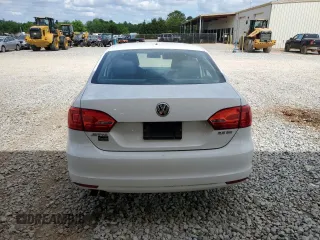 2013 Volkswagen Jetta SE with VIN 3VWDP7AJ7DM418763, listed as a Copart auction lot 56420575 with 130,301 mi miles and Salvage title. Bid and sale history available at DreamBid. Image 6.