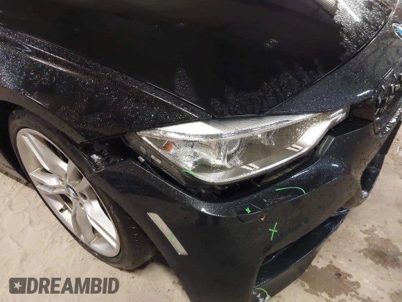 2015 BMW 3 Series 328i xDrive z VIN WBA3B3G56FNT19714, wystawiony jako IAAI lot #41831494 z przebiegiem 107 318 mil mil oraz . Historia ofert i sprzedaży dostępna na DreamBid. Obrazek 6.