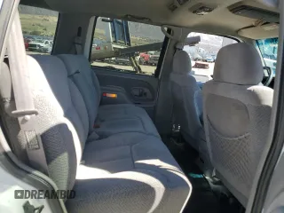 1999 GMC Yukon with VIN 1GKEC13R4XJ809507, listed as a Copart auction lot 50922655 with 227,923 mi miles and Salvage Title. Bid and sale history available at carsss.com. Image 10.