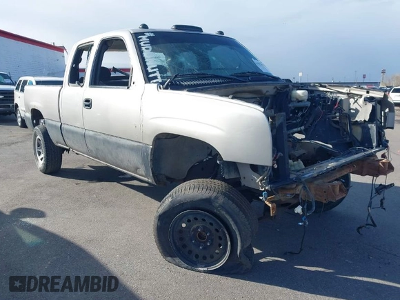 2005 Chevrolet Silverado 1500 Z71 z VIN 1GCEK19B35Z150360, wystawiony jako IAAI lot #41923111 z przebiegiem Nie podano mil oraz . Historia ofert i sprzedaży dostępna na DreamBid. Obrazek 1.