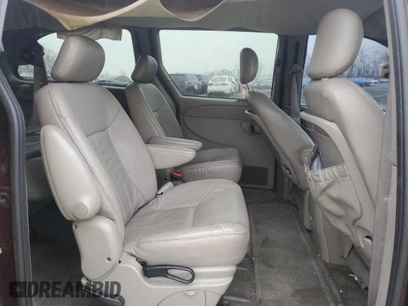 2002 Chrysler Town & Country LXi with VIN 2C8GP54L02R748587, listed as a Copart auction lot 43621485 with 161,646 mi miles and Salvage Title. Bid and sale history available at carsss.com. Image 12.