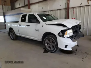 2018 Ram 1500 Express z VIN 1C6RR7FG2JS122611, wystawiony jako Copart lot #48668595 z przebiegiem 139 761 mil mil oraz Szkoda całkowita • Salvage title. Historia ofert i sprzedaży dostępna na DreamBid. Obrazek 4.