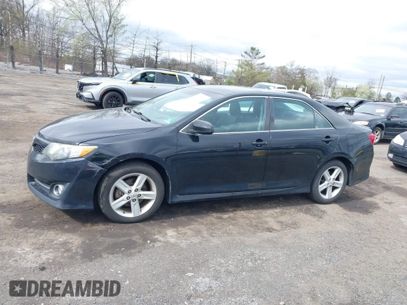 2012 Toyota Camry L with VIN 4T1BF1FK0CU135929, listed as a IAAI auction lot 42059366 with 172,236 mi miles. Bid and sale history available at carsss.com. Image 14.