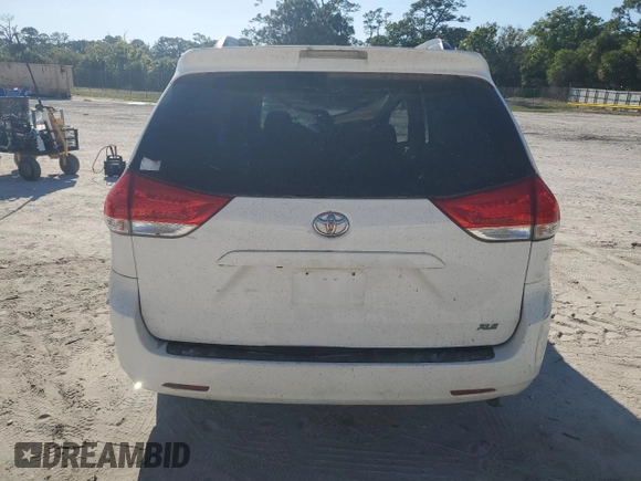 2014 Toyota Sienna XLE with VIN 5TDYK3DC4ES457160, listed as a Copart auction lot 48921425 with 0 mi miles and Salvage Title. Bid and sale history available at carsss.com. Image 6.