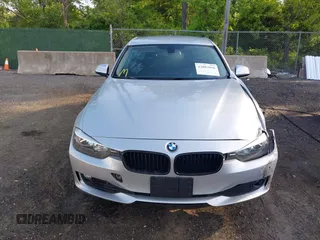 2014 BMW 3 Series 328d z VIN WBA3D3C58EK157097, wystawiony jako IAAI lot #42081036 z przebiegiem 117 898 mil mil oraz . Historia ofert i sprzedaży dostępna na DreamBid. Obrazek 11.