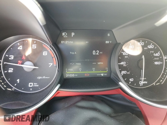 2018 Alfa Romeo Giulia Ti Sport with VIN ZARFAECN5J7577701, listed as a Copart auction lot 58617664 with 31,033 mi miles and Salvage Title. Bid and sale history available at carsss.com. Image 9.
