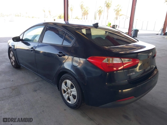 2016 Kia Forte LX with VIN KNAFK4A60G5581458, listed as a IAAI auction lot 42089089 with 118,083 mi miles. Bid and sale history available at carsss.com. Image 3.