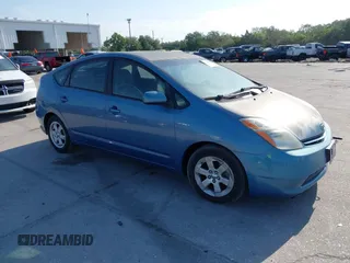 2009 Toyota Prius with VIN JTDKB20U197881927, listed as a IAAI auction lot 42088042 with 232,429 mi miles. Bid and sale history available at carsss.com. Image 1.