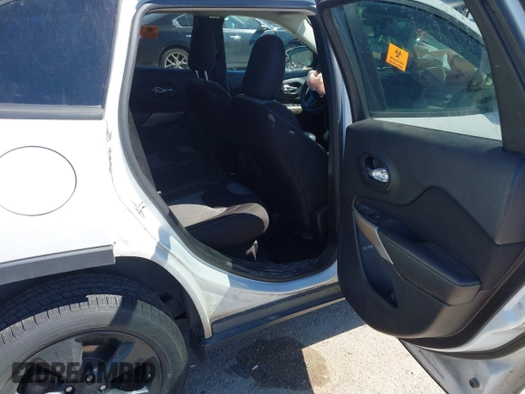 2017 Jeep Cherokee Sport with VIN 1C4PJLAB2HW578221, listed as a IAAI auction lot 41845458 with 189,580 mi miles and . Bid and sale history available at DreamBid. Image 8.
