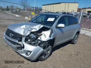 2010 Toyota RAV4 Sport с VIN JTMRK4DV3A5097052, выставлен на аукционе IAAI как лот 42091342 с пробегом Не указан миль и . История ставок и продаж доступна на DreamBid. Изображение 16.