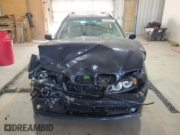 2001 BMW 5 Series 525i with VIN WBADS43421GD84986, listed as a Copart auction lot 64464735 with Not provided miles and Salvage title. Bid and sale history available at DreamBid. Image 5.