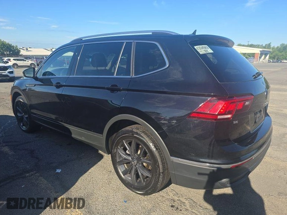 2024 Volkswagen Tiguan SE with VIN 3VV3B7AXXRM097540, listed as a IAAI auction lot 42809080 with 25,390 mi miles and . Bid and sale history available at DreamBid. Image 21.