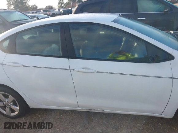 2015 Dodge Dart SXT with VIN 1C3CDFBB3FD172631, listed as a IAAI auction lot 41465717 with 1 mi miles. Bid and sale history available at carsss.com. Image 14.