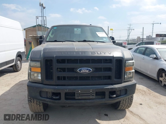 2008 Ford Super Duty F-250 SRW XL with VIN 1FTSW21R18ED60117, listed as a IAAI auction lot 42072677 with 334,421 mi miles. Bid and sale history available at carsss.com. Image 12.