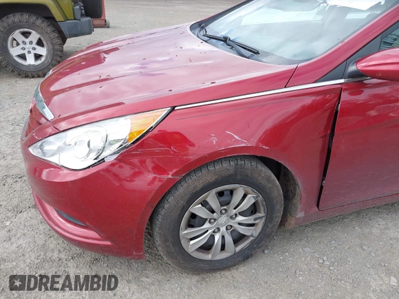 2011 Hyundai Sonata GLS with VIN 5NPEB4ACXBH256829, listed as a IAAI auction lot 42086089 with 137,710 mi miles and . Bid and sale history available at carsss.com. Image 6.